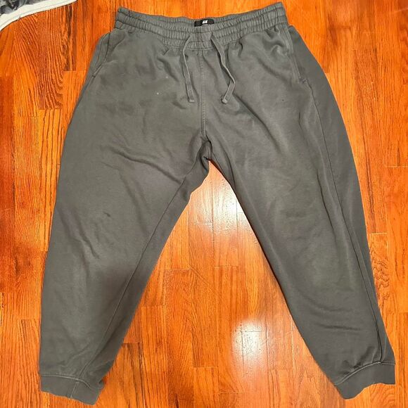 H-m Men's Grey Joggers-tracksuits - Picture 2 of 5